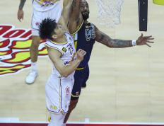 PG电子游戏-广东队豪取胜利，击败黑龙江队